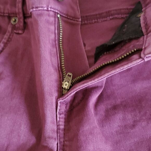 - EXPRESS wine red jeans - Picture 6 of 9